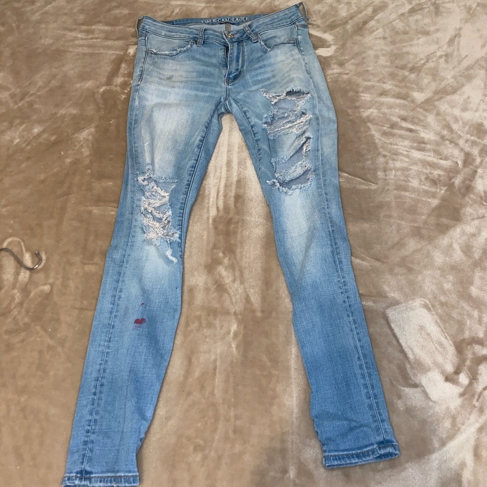 American eagle ripped skinny jeans